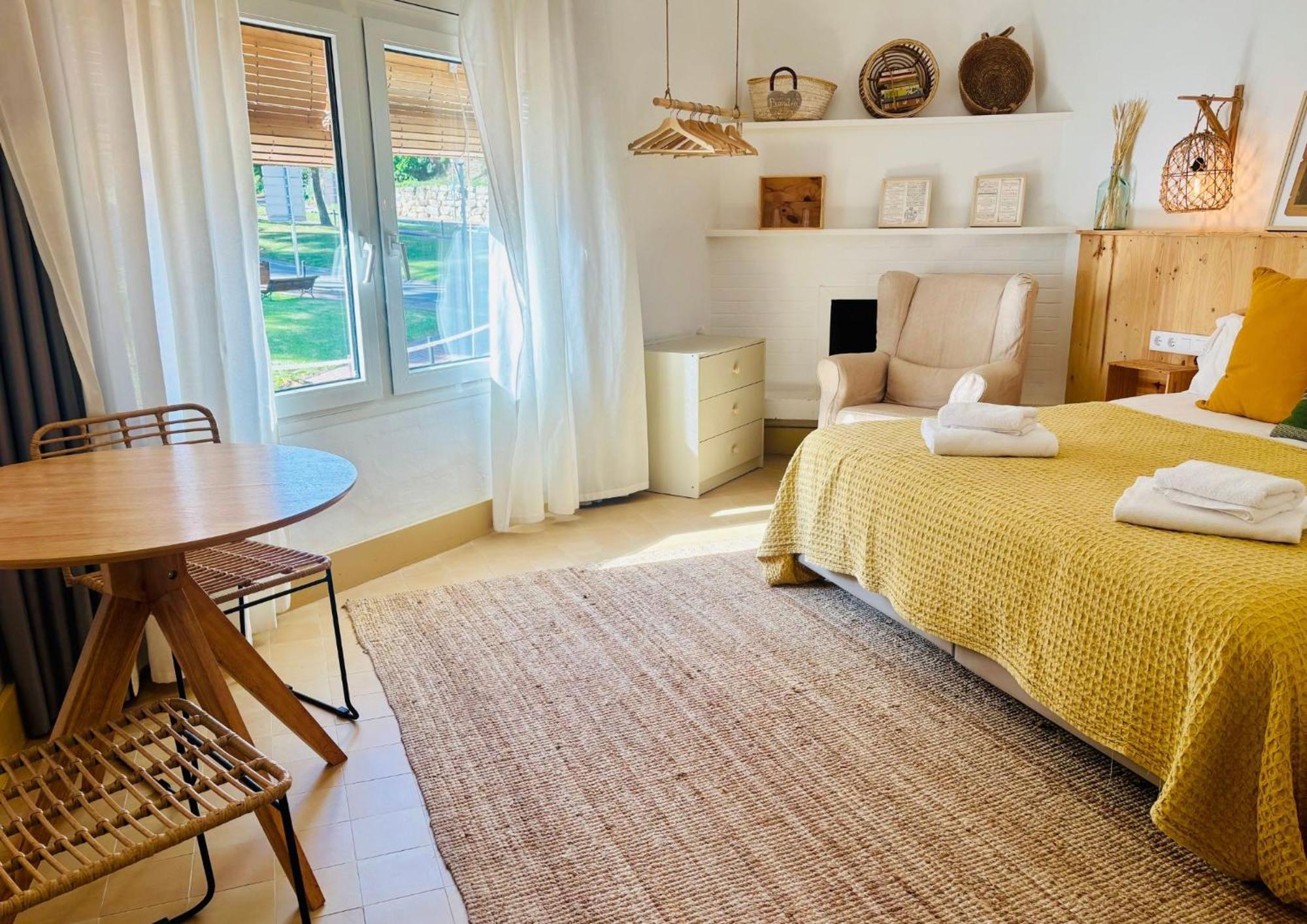 Hostal Sa Teula Льяфранк Екстер'єр фото