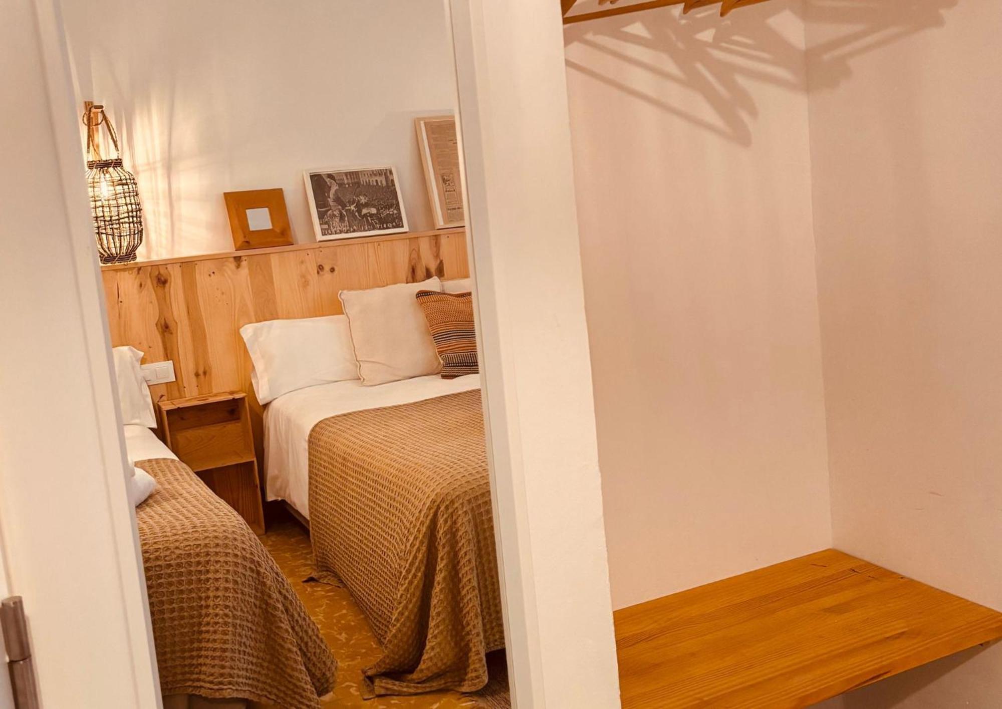 Hostal Sa Teula Льяфранк Екстер'єр фото